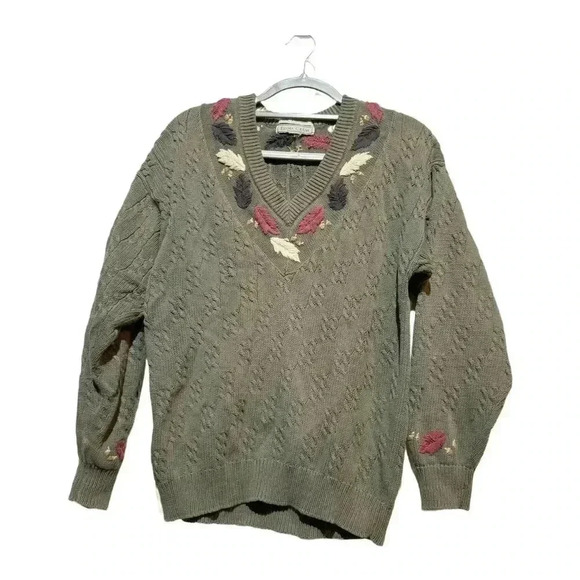 Vintage Izod Club Green VNeck Hand Embroidered Chunky Sweater Unisex Cottagecore - Picture 1 of 7